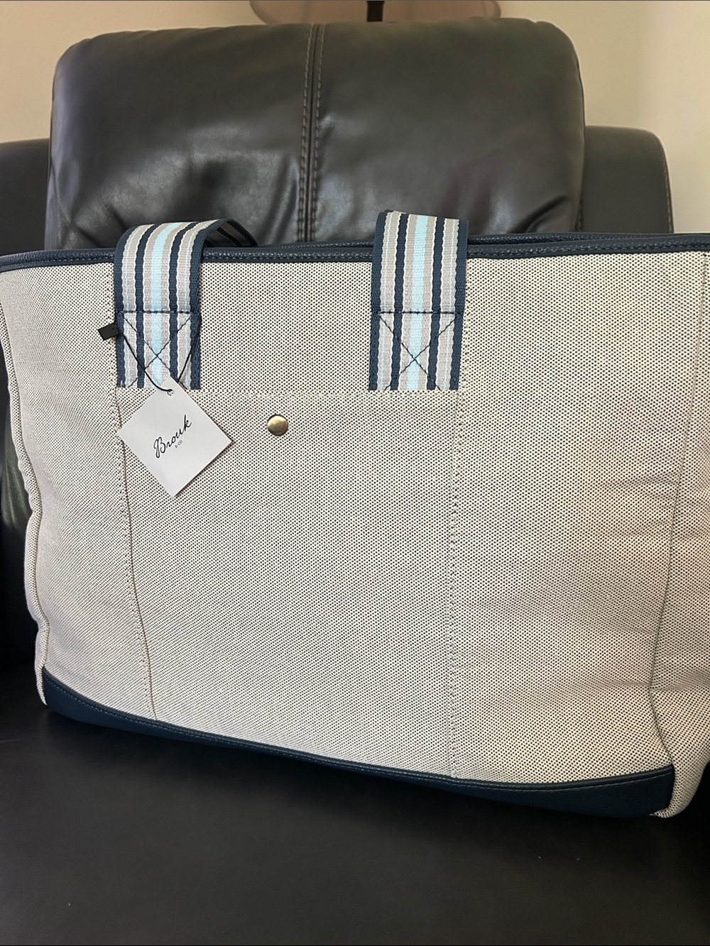 Brouk & Co Beige Canvas NWT Bag with Navy Trim